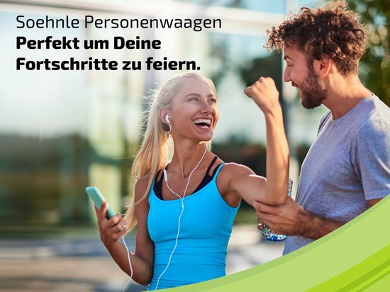 Un couple sportif souriant célèbre ses progrès, avec le texte "Les balances Soehnle, parfaites pour célébrer vos progrès".
