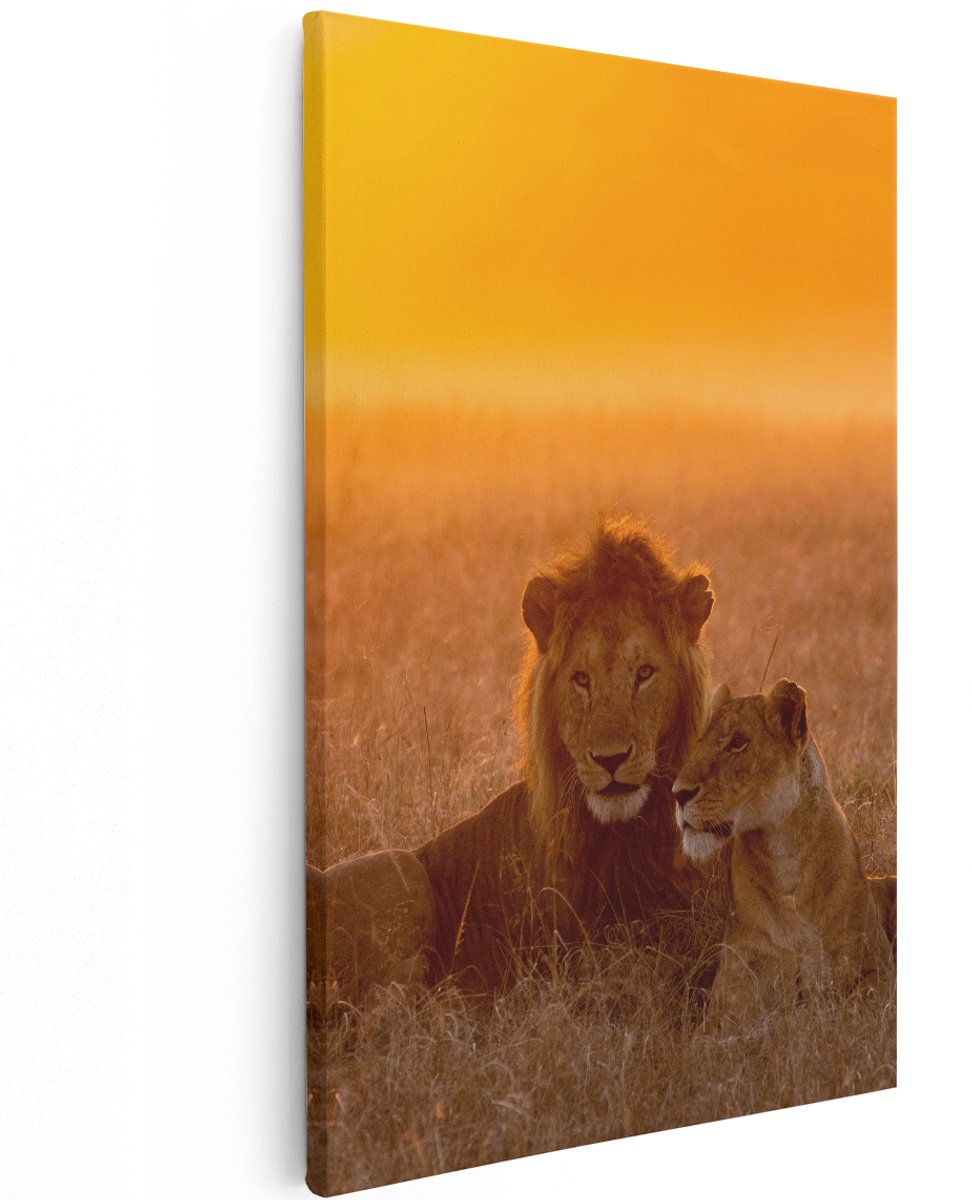 Artaza Canvas Schilderij Leeuw En Leeuwin Tijdens Zonsondergang - 120x180 cm - Groot - Wanddecoratie Woonkamer - Schilderijen - Muurdecoratie