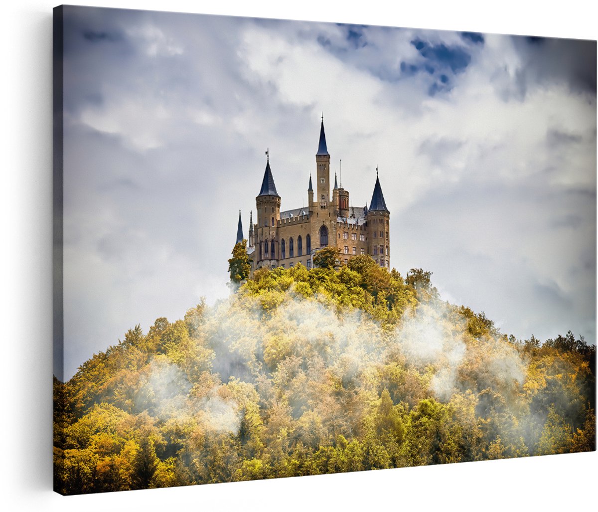 Artaza Canvas Schilderij Kasteel op de Berg in het Bos - 150x100 cm - Groot - Foto Op Canvas - Wanddecoratie Woonkamer