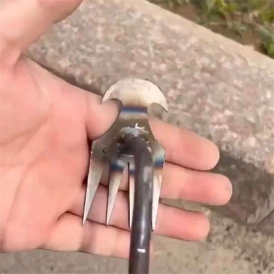 Onkruidtrekker Tool - Hand Wieden - Tuin Onderhouden - 4 Tanden Ontwerp - 30 cm Lengte - Zilver — afbeelding 5
