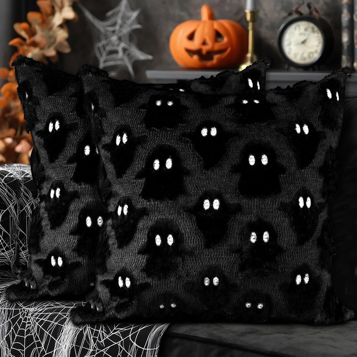 SnelShoppen - Halloween Kussenhoezen Set van 2 - 50x50cm - Zacht Pluche - Schattig Spook Motief - Decoratie voor Sofa, Bed en Feestdagen - Zwart - Per