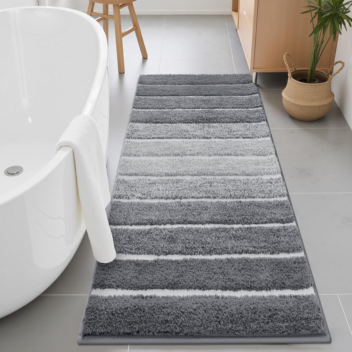 SnelShoppen - Grijze Badmat Antislip 60x120cm - Absorberende Microvezel Badkamer Tapijt - Zachte en Luxe Badmat voor Badkamer, Douche en Toilet