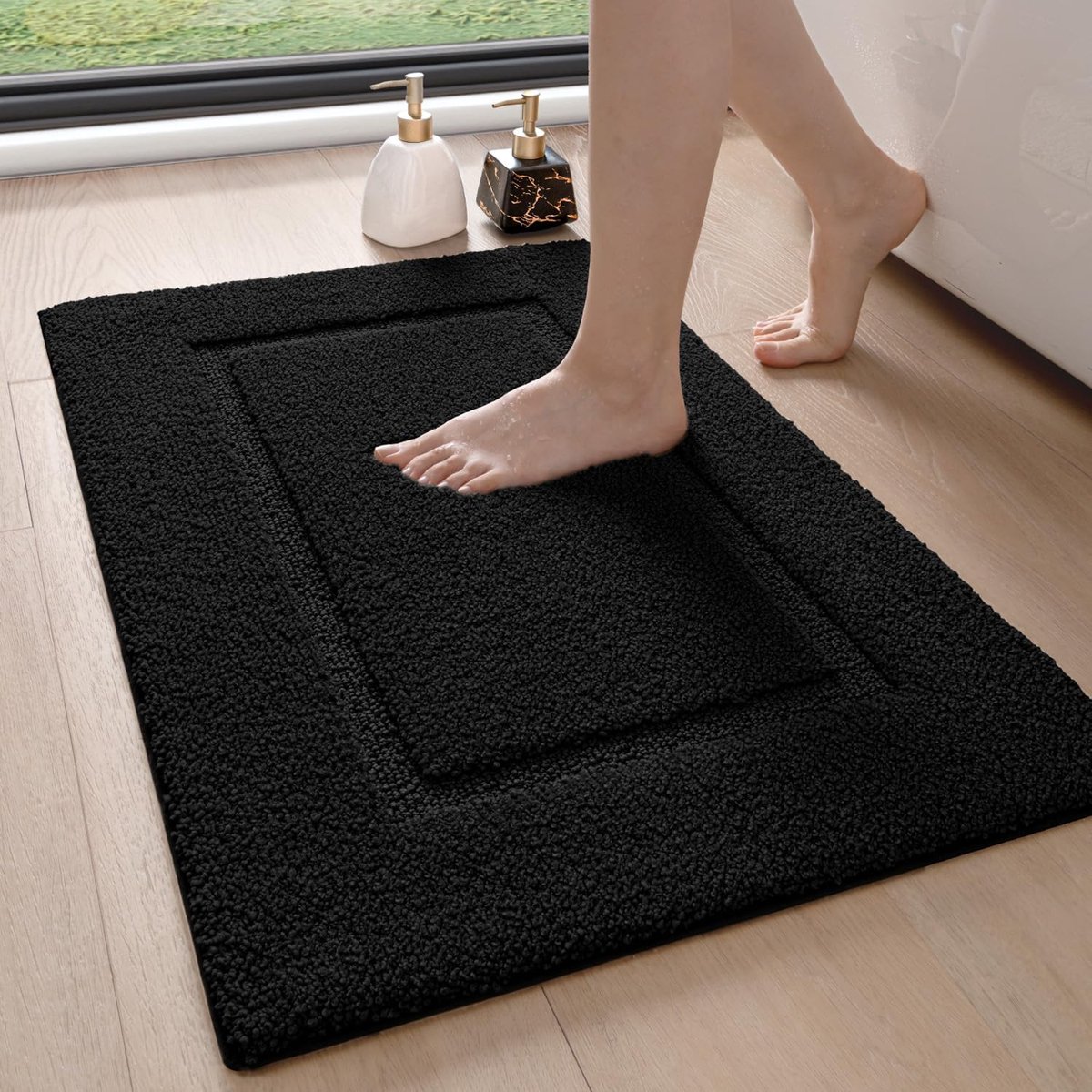 SnelShoppen - Absorbente Zachte Microfiber Badmat 50x80cm, Machinewasbare Antislip Douchemats voor Badkamer, Badkuip en Douche, Zwart
