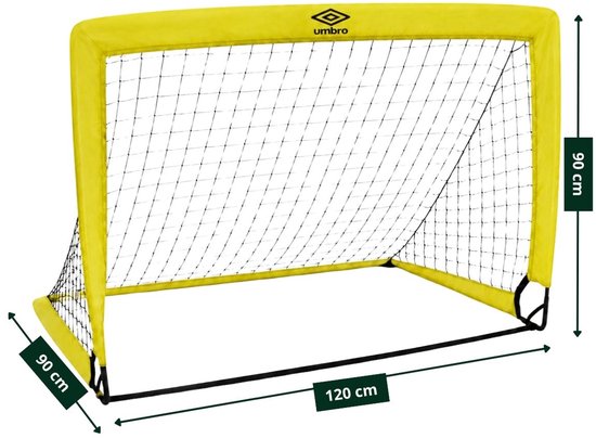 Geel Umbro voetbaldoeltje met afmetingen 120 x 90 x 90 cm, op witte achtergrond.