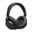 Zwarte JBL Live 780NC draadloze noise cancelling koptelefoon met logo op de oorschelpen.