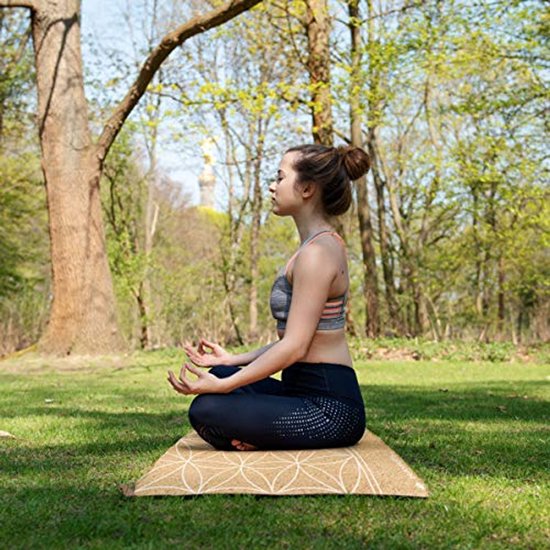 Cork Yoga Mat - Non-Slip Training Mat with Strap - 183 x 61 x 0.6 cm — afbeelding 5