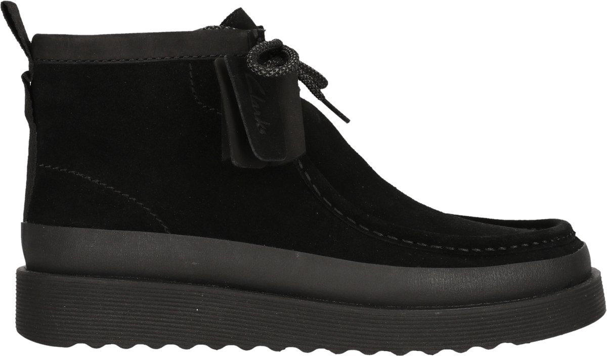 CLARKS Schnürstiefelette Wallabee FTR2 High Zwart