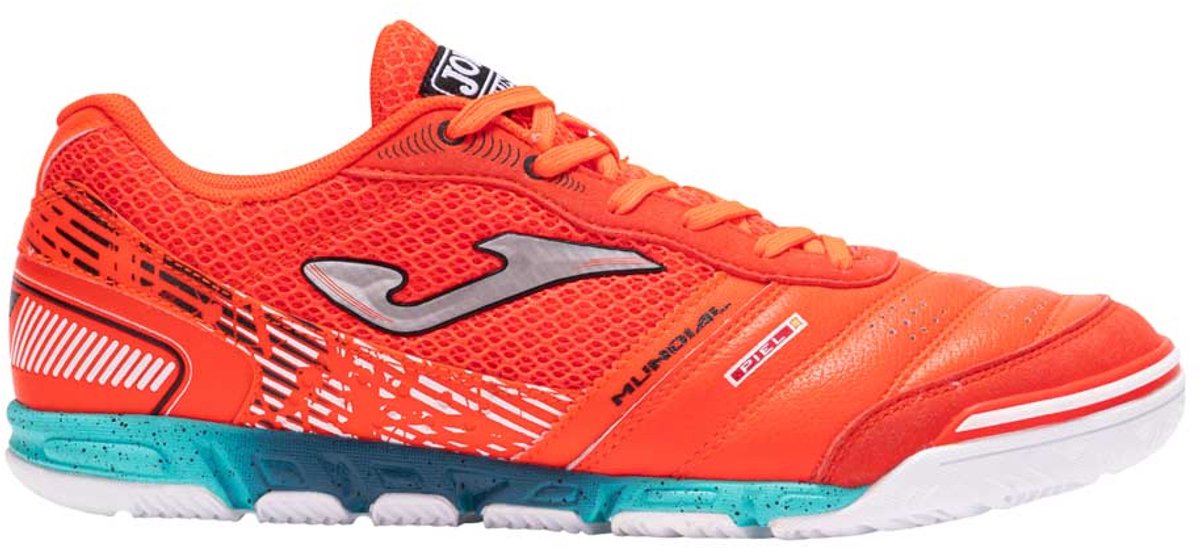 Oranje Joma Mundial In zaalschoenen voor turf, EU 45, met dynamisch ontwerp en stevige grip voor professioneel voetbal.