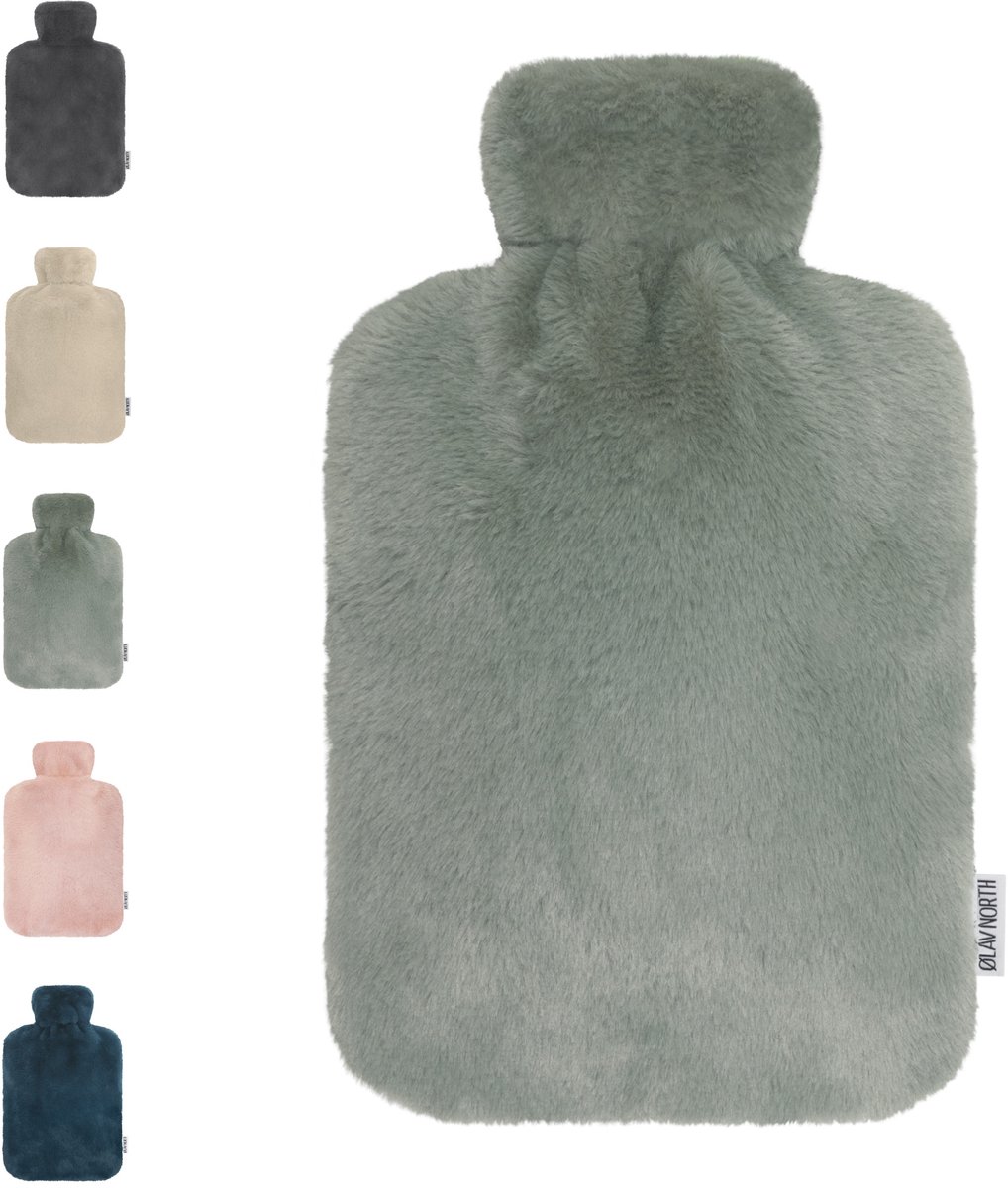 Ølav North – Kruik met Nordic Fur hoes - Incl geschenkverpakking - Tot 6 uur warmte - Heerlijk zacht - Warmwaterkruik - 1.8 liter – Forest Green - Cadeau voor haar, hem, vrouw, vriendin