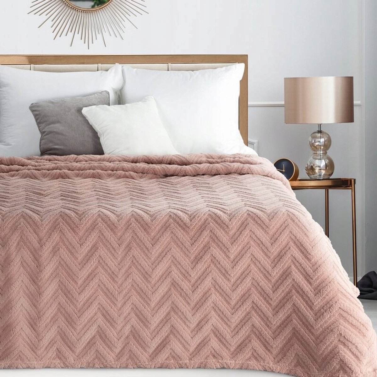 Zachte Poederroze Plaid 150x200cm - Elegante Vloerdecoratie