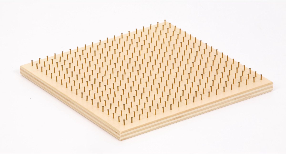 Kralenplankje 20x20cm vierkant hout excL kist - Educo - Educatief speelgoed