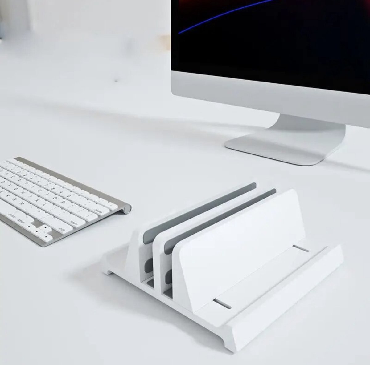 Verticale laptopstandaard - wit - verstelbare - verticaal - aluminium - 4-in-1 met 2 sleuven, ruimtebesparend voor MacBook - notebook - iPad - laptops tot 17,3 inch