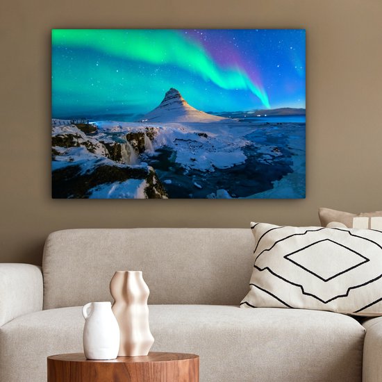 Aurores boréales au-dessus de la montagne Kirkjufell en Islande toile 2cm 90x60 cm - Tirage photo sur toile (Décoration murale salon / chambre) / Phénomènes naturels Peintures sur toile