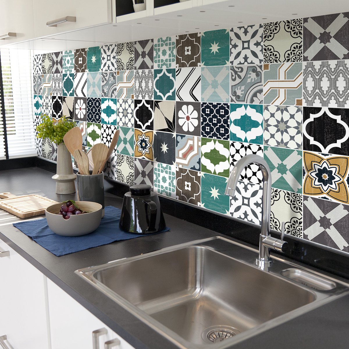 Ambiance Sticker Zelfklevende tegelmuurstickers voor keuken en badkamer - 24 authentieke Tilinia cementtegelstickers - 24 stickers, 20x20cm Multi color