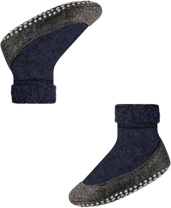 Blauwe Falke pantoffelsokken met grijze vilten zool met antislip noppen.
