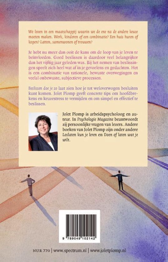 Achterkant boek met tekst over 'Beslissen doe je zo' en een foto van Jolete Plomp. Twee kleine mensfiguren op een pad.