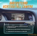 Auto dashboard met een scherm dat een achteruitrijcamera toont, met parkeerlijnen.