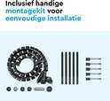 Montageset voor kabelgoot: zwarte kabelspiralen, klittenbanden en kabelbinders.