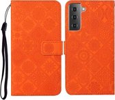 Voor Samsung Galaxy S21 FE etnische stijl reliëf patroon horizontale flip lederen tas met houder & kaartsleuven & portemonnee & lanyard (oranje)