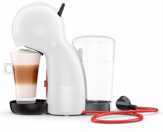 Witte Krups Piccolo XS met glazen latte macchiato, espresso en capsule.