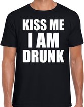 Fun t-shirt - kiss me I am drunk - zwart - heren - Feest outfit / kleding / shirt XL