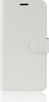 LG K50 Hoesje - Mobigear - Classic Serie - Kunstlederen Bookcase - Wit - Hoesje Geschikt Voor LG K50