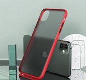verharde bumper case geschikt voor Apple iPhone 11 - rood met Privacy Glas