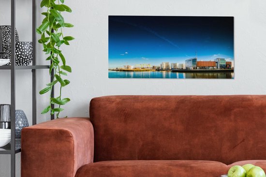 Le Titanic Signature Building de Belfast sous un ciel fascinant Toile 80x40 cm - Tirage photo sur toile (Décoration murale salon / chambre) / Villes européennes Peintures sur toile