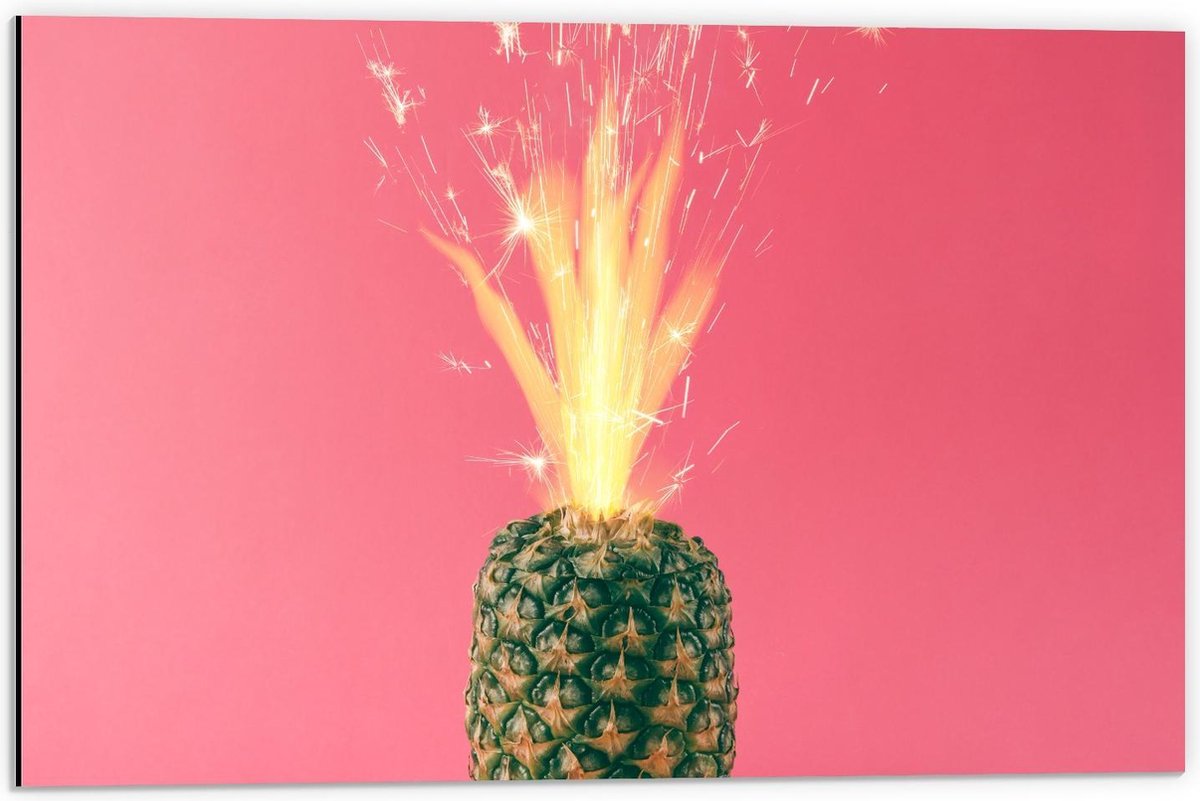 Dibond - Vuurwerk in Ananas - 60x40cm Foto op Aluminium (Wanddecoratie van metaal)