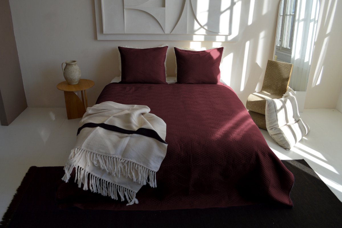 Zydante Home® Bedsprei Incl. 2 Hoezen -Bordeaux Rood Layers - 220x240 cm + 2 * 60x70 cm