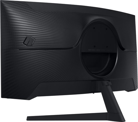 Achterkant van een gebogen zwarte Samsung monitor met een gestreept patroon en een ronde uitsparing.