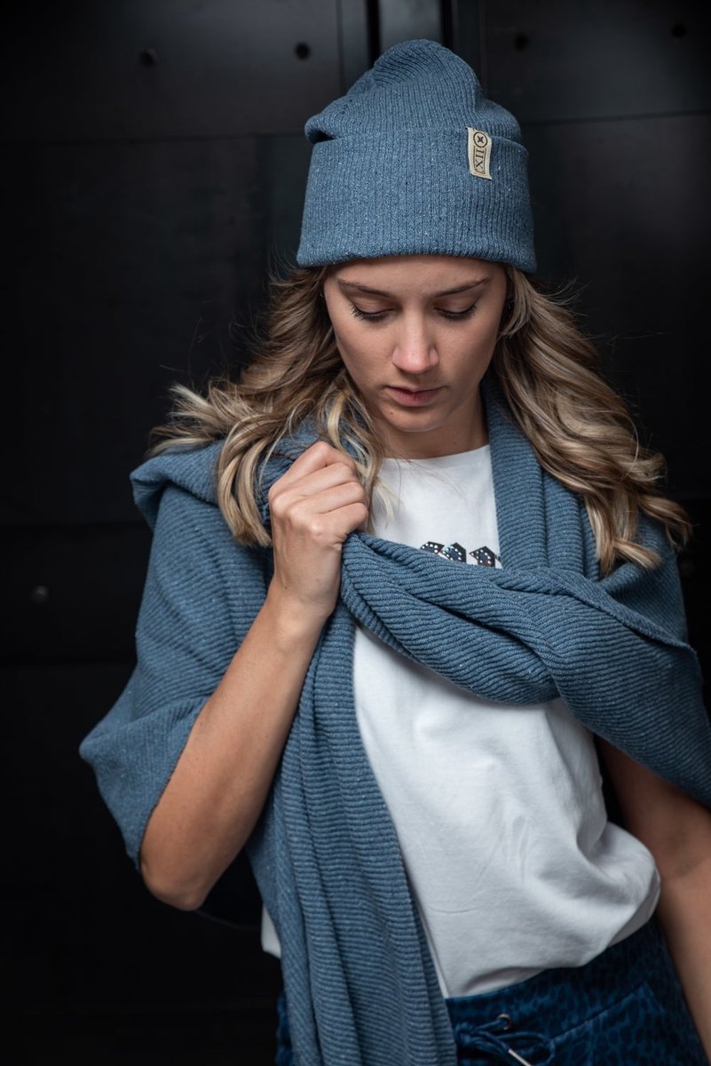 Twelve Million - Dames omslagdoek Texas - Driehoeksjaal - Gerecyclede materialen - Poncho - Wolvrij - Jeans blauw