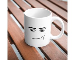 Omslag van Roblox Face Mok - Cadeautje voor vriendin - Valentijn cadeautje voor haar - Valentijnsdag - Verjaardag cadeau - Cadeau voor man - Cadeau voor vrouw - Grappige - Koffie mok
