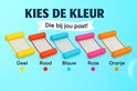 Vijf waterhangmatten in verschillende kleuren: geel, rood, blauw, roze, oranje.