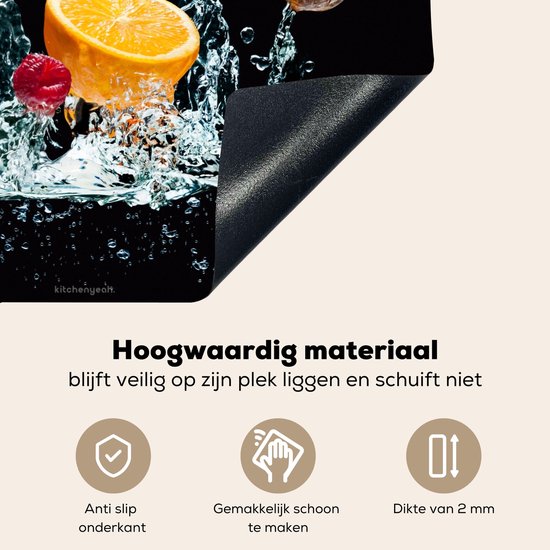 KitchenYeah® Protection plaque induction 70x55 cm - Éclaboussure - Fruits - Noir - Protege plaque de cuisson - Couvre plaque induction - Protecteur d'induction - Cuisine