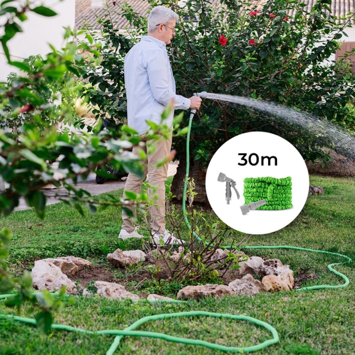 Tuinslang Flexibel - Uitrekbare Tuinslang - Tuinslang 30 Meter - Sproeikop Tuinslang - 7 soorten Waterstralen - Duurzaam Materiaal - Inclusief Draagzak