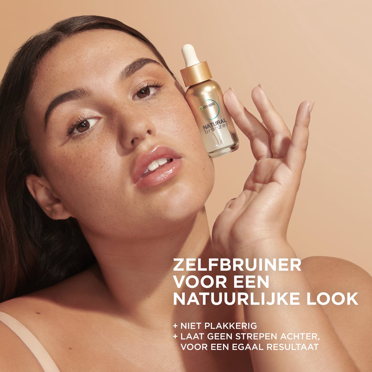 Garnier Ambre Solaire Natural Bronzer Zelfbruinende Gezichtsdruppels - Self-tan drops met opbouwbare bruining - 30 ML – foto 7