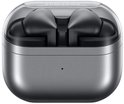 Grijze Samsung Galaxy Buds3 Pro in gesloten oplaadcase met transparant deksel.