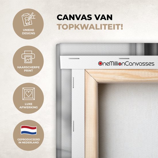 Canvas schilderij 80x120 cm - Exclusieve wanddecoratie Kat - Koffie - Brood - Zwart - Muurdecoratie woonkamer - Slaapkamer decoratie - Kamer accessoires - Schilderijen op canvas