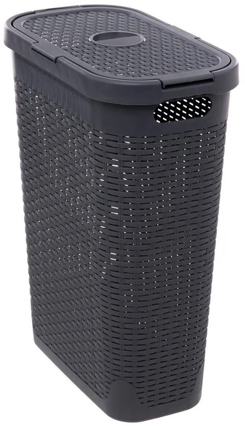 Panier à linge gris foncé en plastique tressé avec couvercle, sur fond blanc.