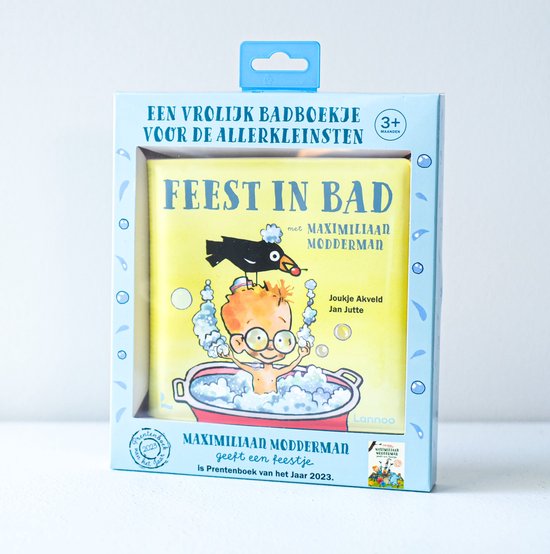 Livre 'Fête dans le bain avec Maximiliaan Modderman', un garçon avec des lunettes dans une baignoire pleine de mousse.