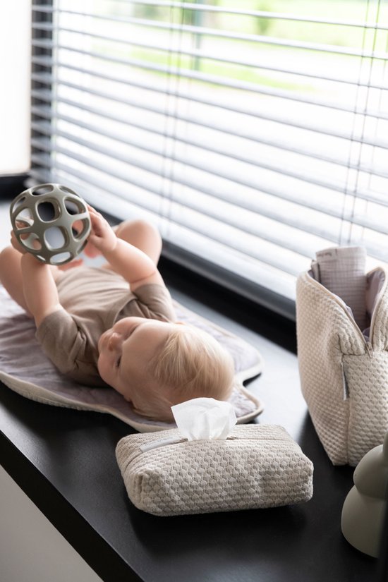 Baby's Only Gebreid verschoonmatje Sky - Verschoningsmatje voor onderweg - Warm Linen - Inclusief opbergzakje van Baby's Only — afbeelding 3