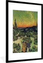 Fotolijst incl. Poster - Wandelen tijdens de schemering - Vincent van Gogh - 80x120 cm - Posterlijst