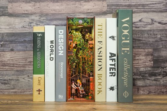 Tonecheer Book Nook Kit 3D houtpuzzel DIY modelbouwpakket voor volwassenen, miniatuur huis met licht, leuk cadeau(Klokkentoren