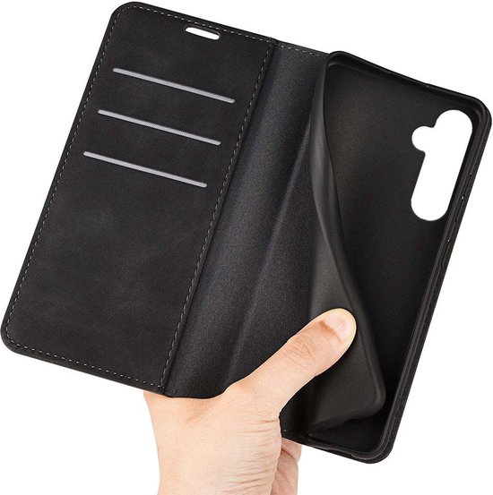 Coque Samsung Galaxy S24 - Bookcase portefeuille de Luxe (fermeture magnétique) - Zwart - Étui de téléphone portable - Étui de téléphone adapté pour Samsung Galaxy S24