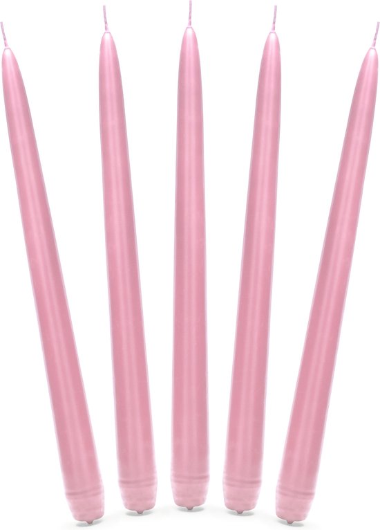 10x stuks Dinerkaarsen licht roze 24 cm - 5 Branduren - Kandelaar kaarsen