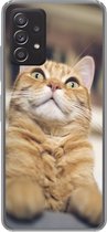 Geschikt voor Samsung Galaxy A53 5G hoesje - Kat - Bank - Oranje - Siliconen Telefoonhoesje