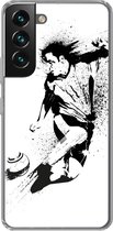 Geschikt voor Samsung Galaxy S22 Plus hoesje - Een illustratie van een persoon die een voetbal richting doel schiet - Jongens - Jongetje - Kind - Siliconen Telefoonhoesje