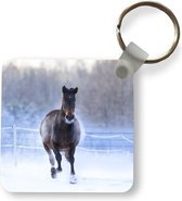 Sleutelhanger - Uitdeelcadeautjes - Paard - Sneeuw - Winter - Hek - Plastic