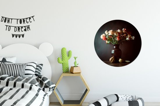 Cercle mural Roses aluminium - Nature morte aux roses dans vase et poires Cercle mural aluminium - ⌀ 60 cm - tableau rond - tirage photo sur aluminium / dibond / cercle mural / cercle vivant / cercle jardin (décoration murale)
